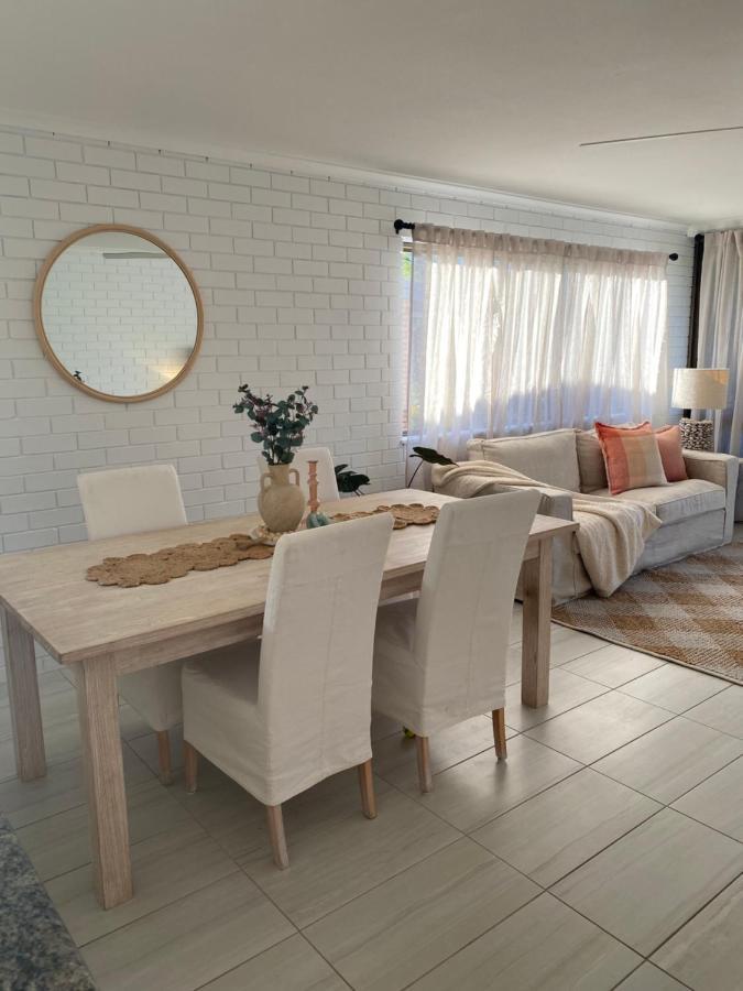 Illoura Holiday Apartment Three Bedroom Noosa River View Noosaville Luaran gambar